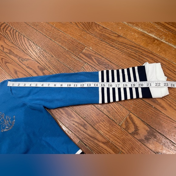 Tommy Hilfiger Blue and White Striped Crewneck Sweater - Picture 5 of 9